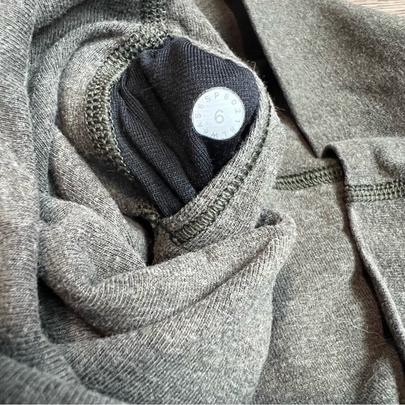 Lululemon Grey/Olive Green Leggings - Picture 7 of 8